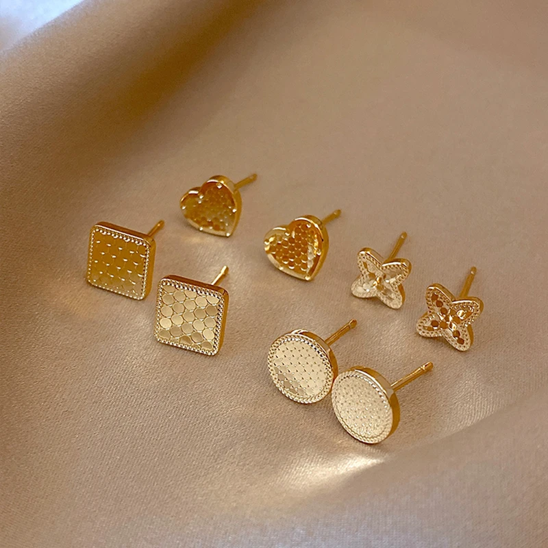 金色日常百搭爱心耳钉女轻奢高级感耳环2025新款爆款小众独特耳饰