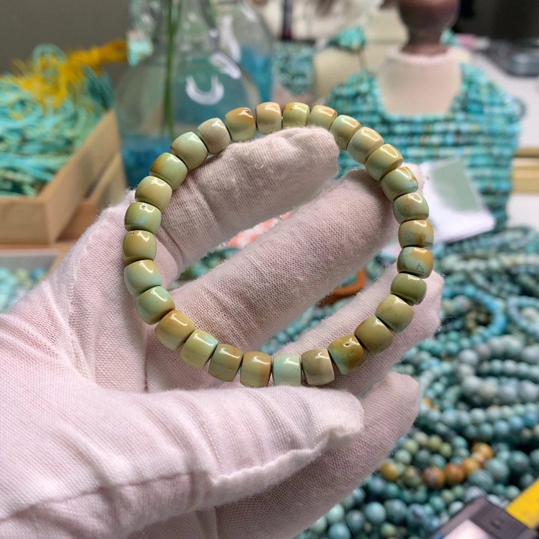 绿松石未镶嵌饰品