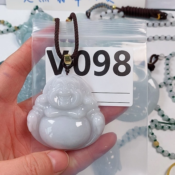 翡翠颈饰未镶嵌天然