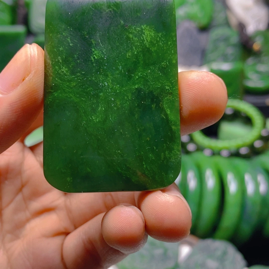 和田玉未镶嵌珠宝半成品