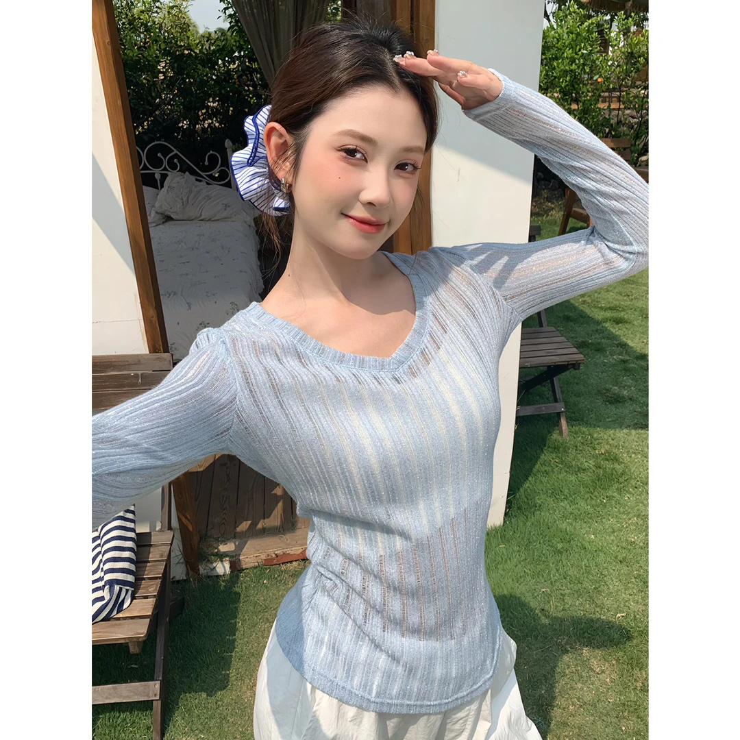 【尔给】夏季长袖修身纯欲风蓝色条纹性感露背微透罩衫针织上衣女