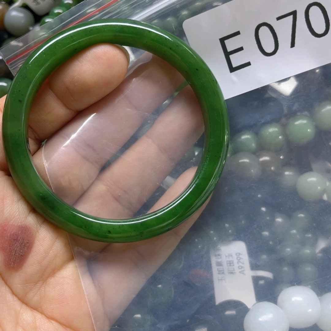 未镶嵌手链和田玉