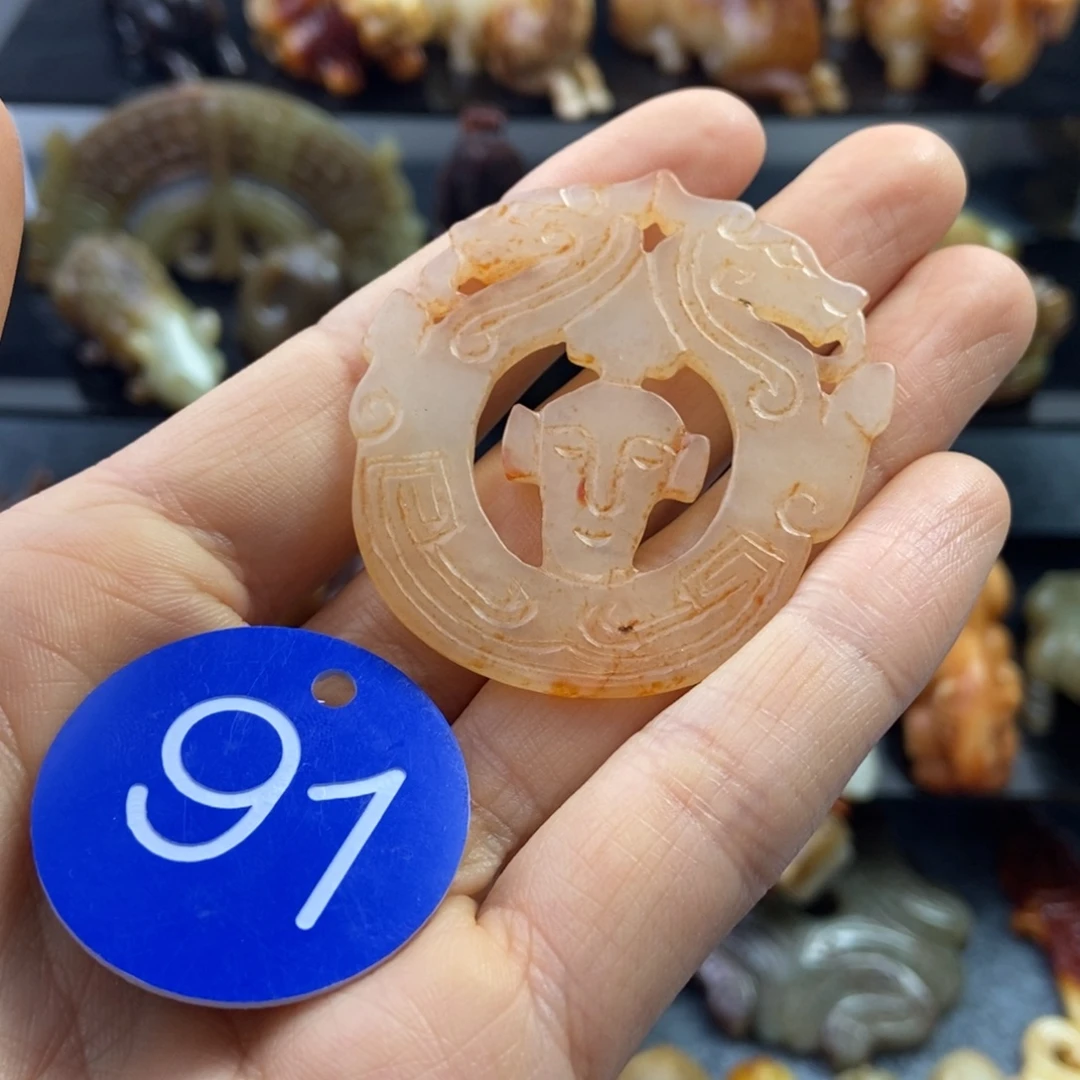 和田玉（糖玉）未镶嵌挂件