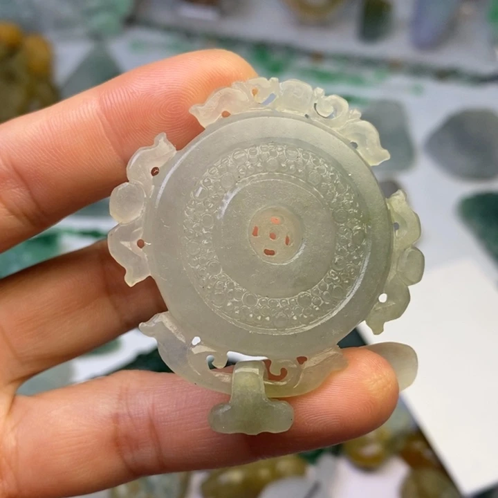 定制翡翠未镶嵌翡翠