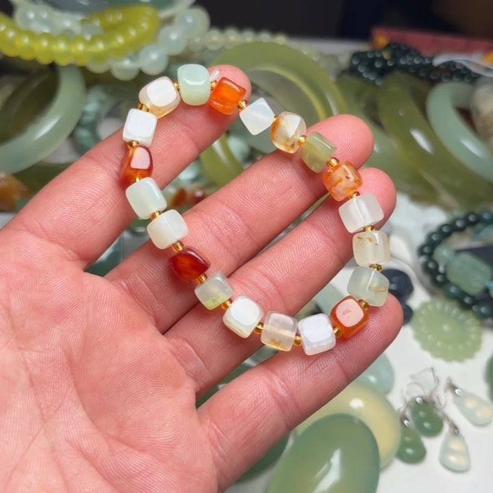 蛇纹石玉未镶嵌手链