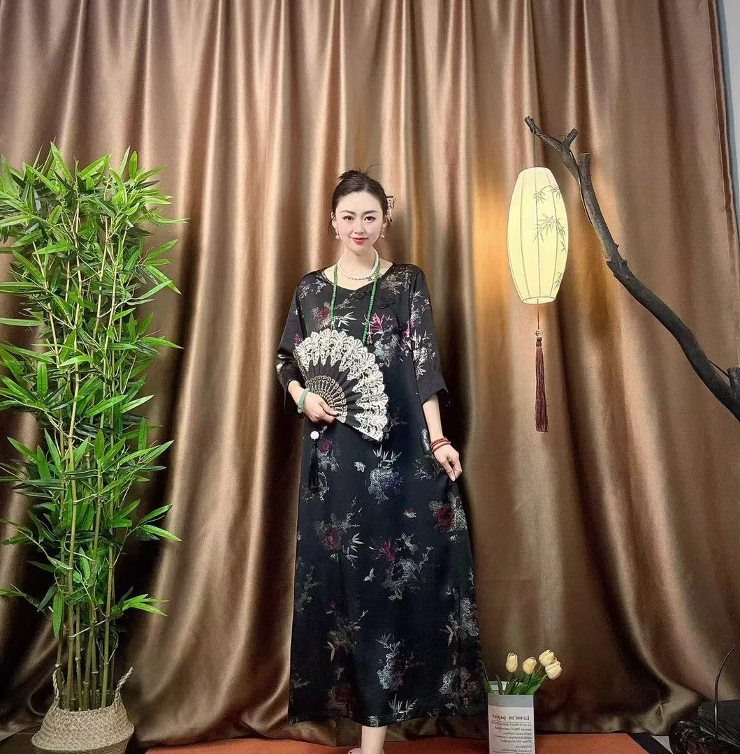 060-（三个颜色）F小姐轻奢大版国风连衣裙