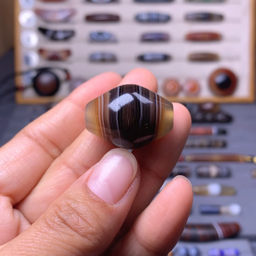 玛瑙/玉髓未镶嵌珠宝奇石