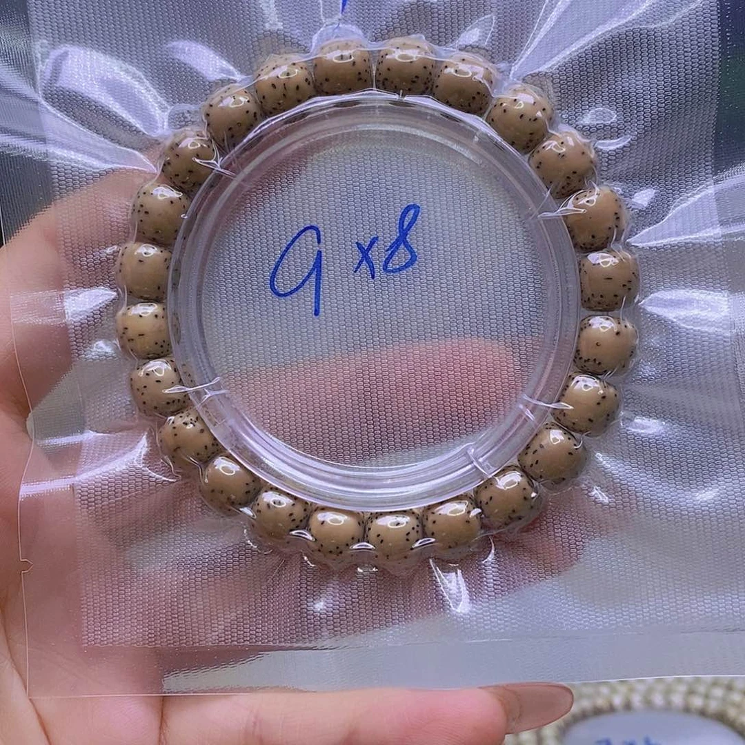 星月菩提吊坠鸡油黄