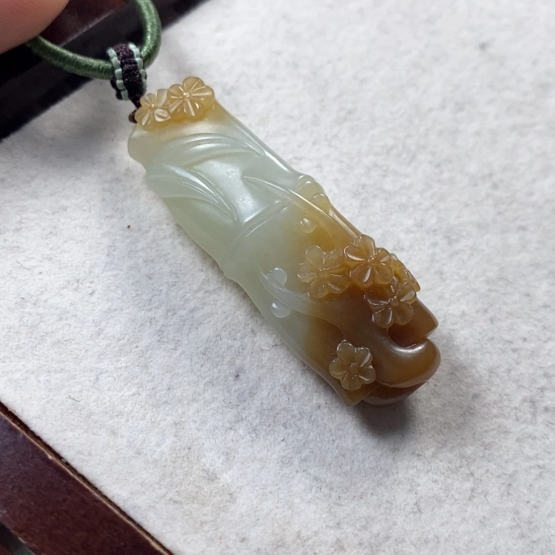 和田玉未镶嵌颈饰39