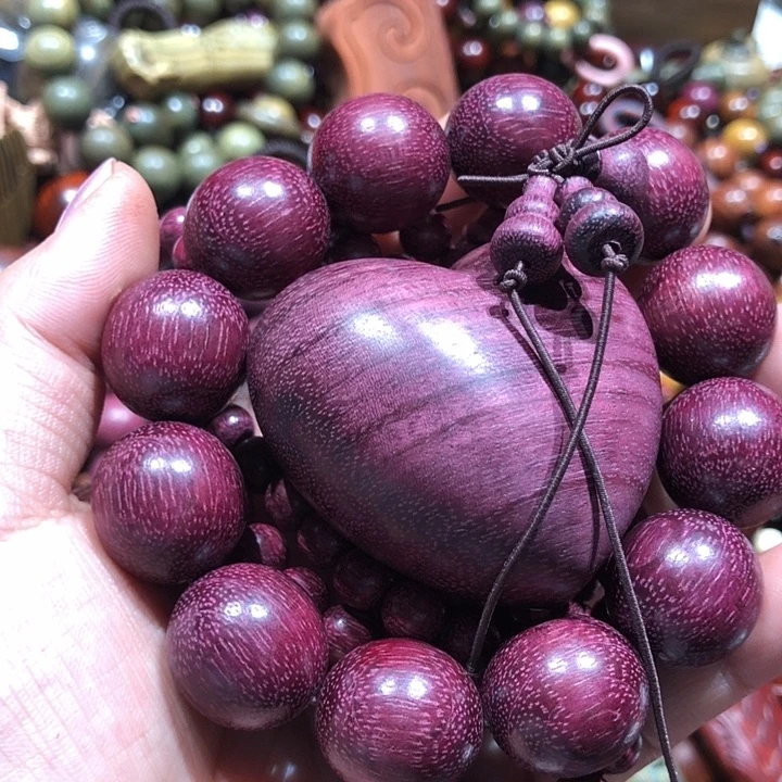 傲***女维腊木（绿檀）123366547789998777