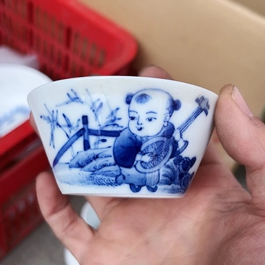 盘手绘杯一个陶瓷陶瓷