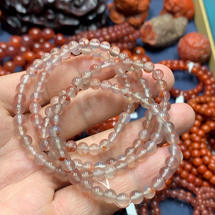 南红玛瑙手串未镶嵌5+m m