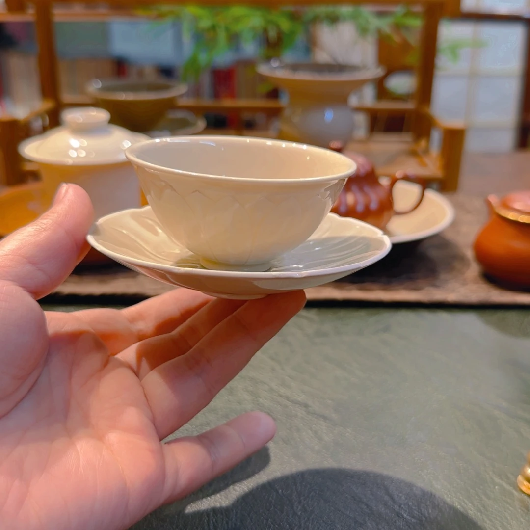 快***发定瓷 一套莲瓣+杯垫