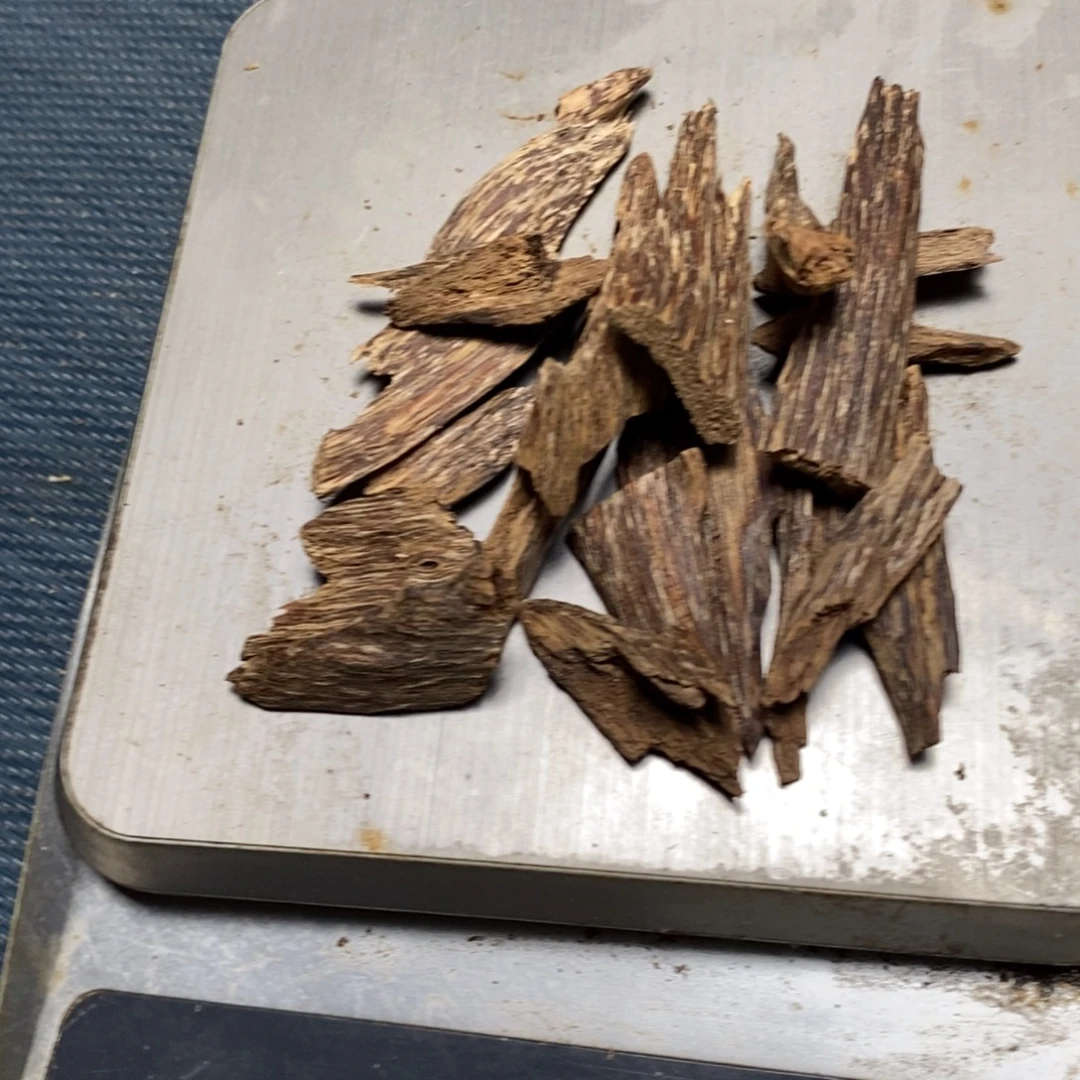 y***o香榧木手工艺非遗技艺竹木根雕及其制品克重：13