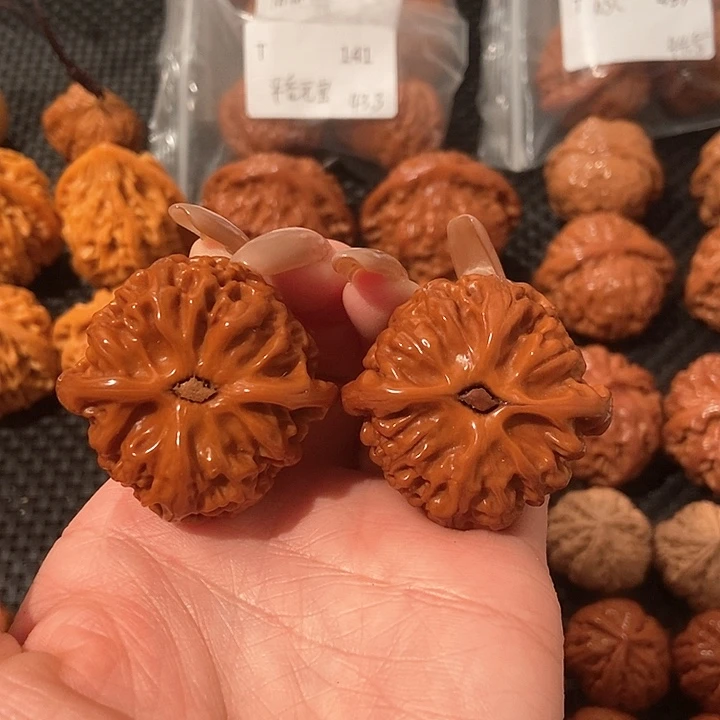 文玩核桃吊坠爱****部宫灯42.3