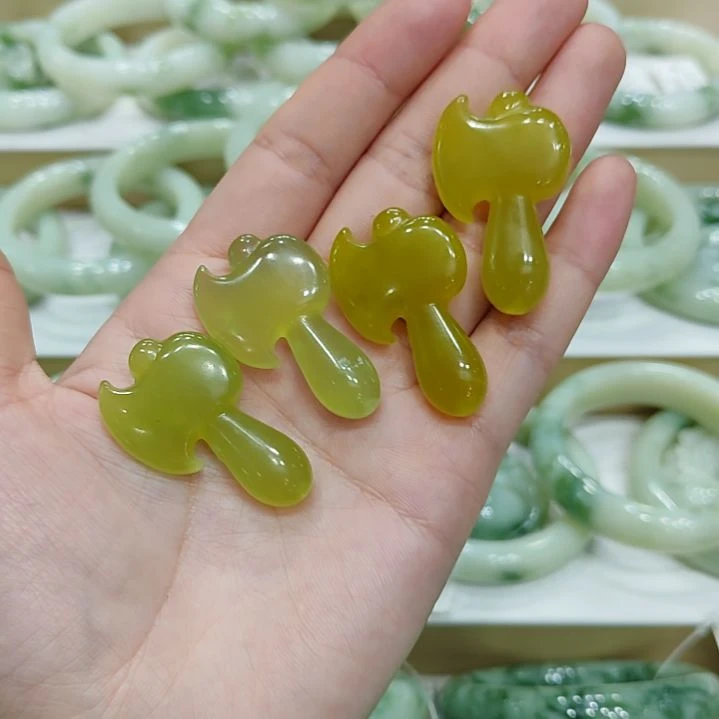 蛇纹石玉颈饰未镶嵌多样性拍一发一