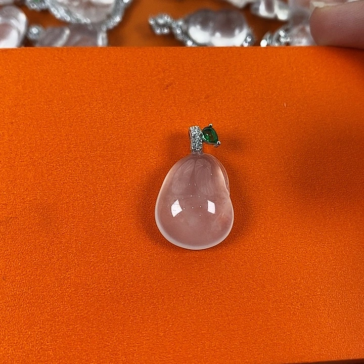 石英质玉银S925镀金镶嵌颈饰