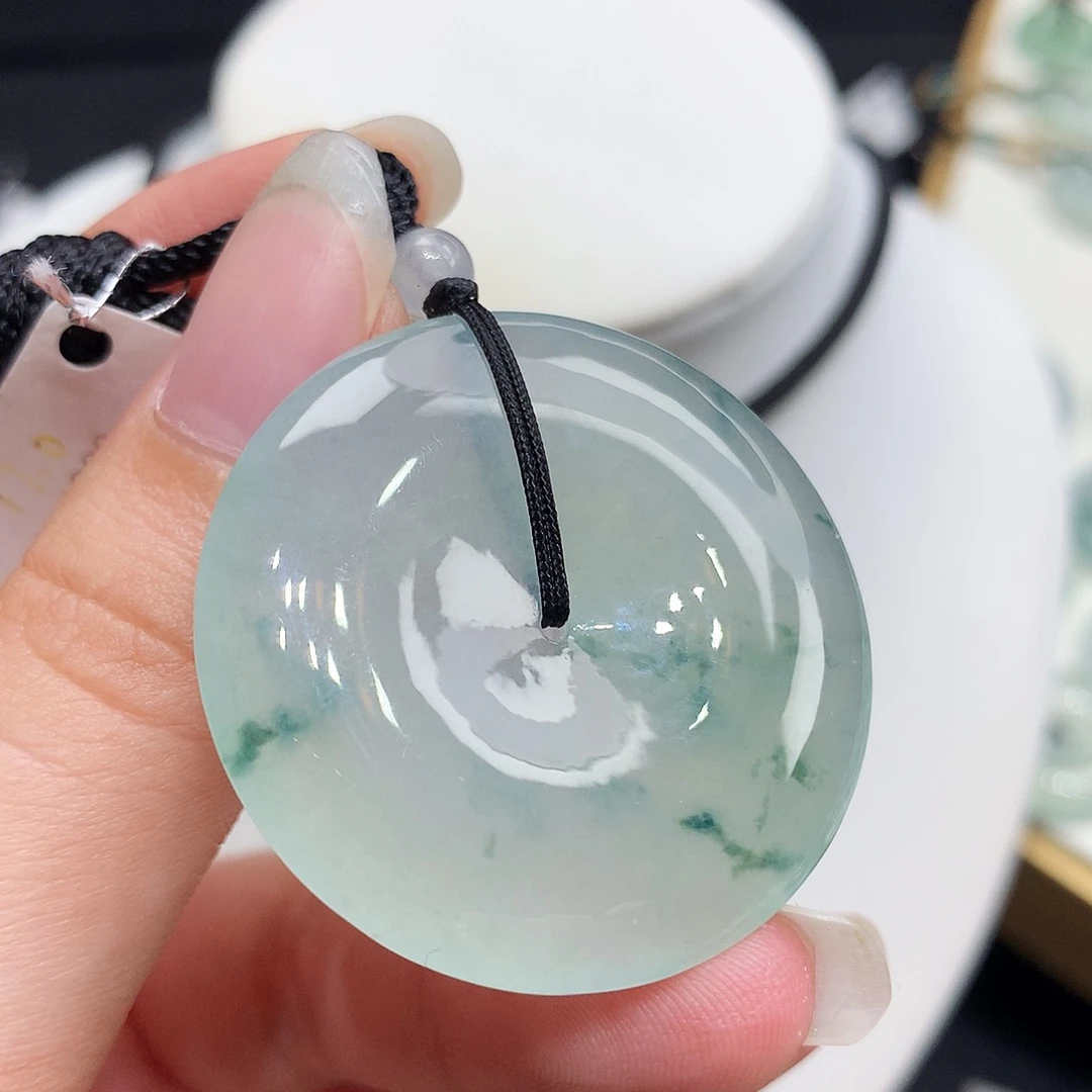 翡翠未镶嵌胸饰翡翠62，35.9/5.8