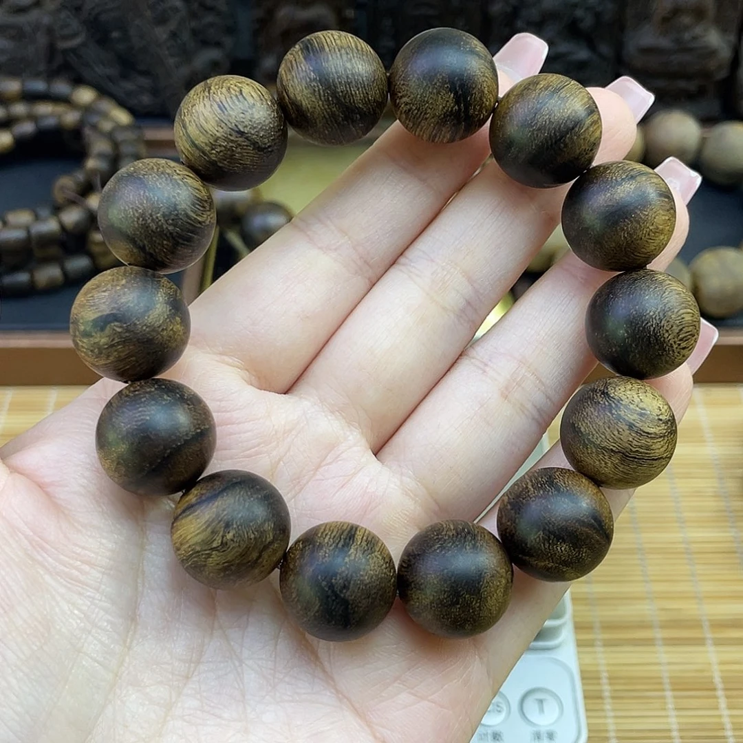 我***）沉香手串芽庄白奇