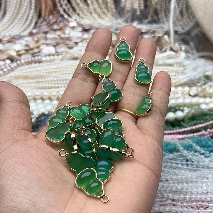 未镶嵌玛瑙/玉髓珠宝半成品2个绿玛瑙葫芦吊坠