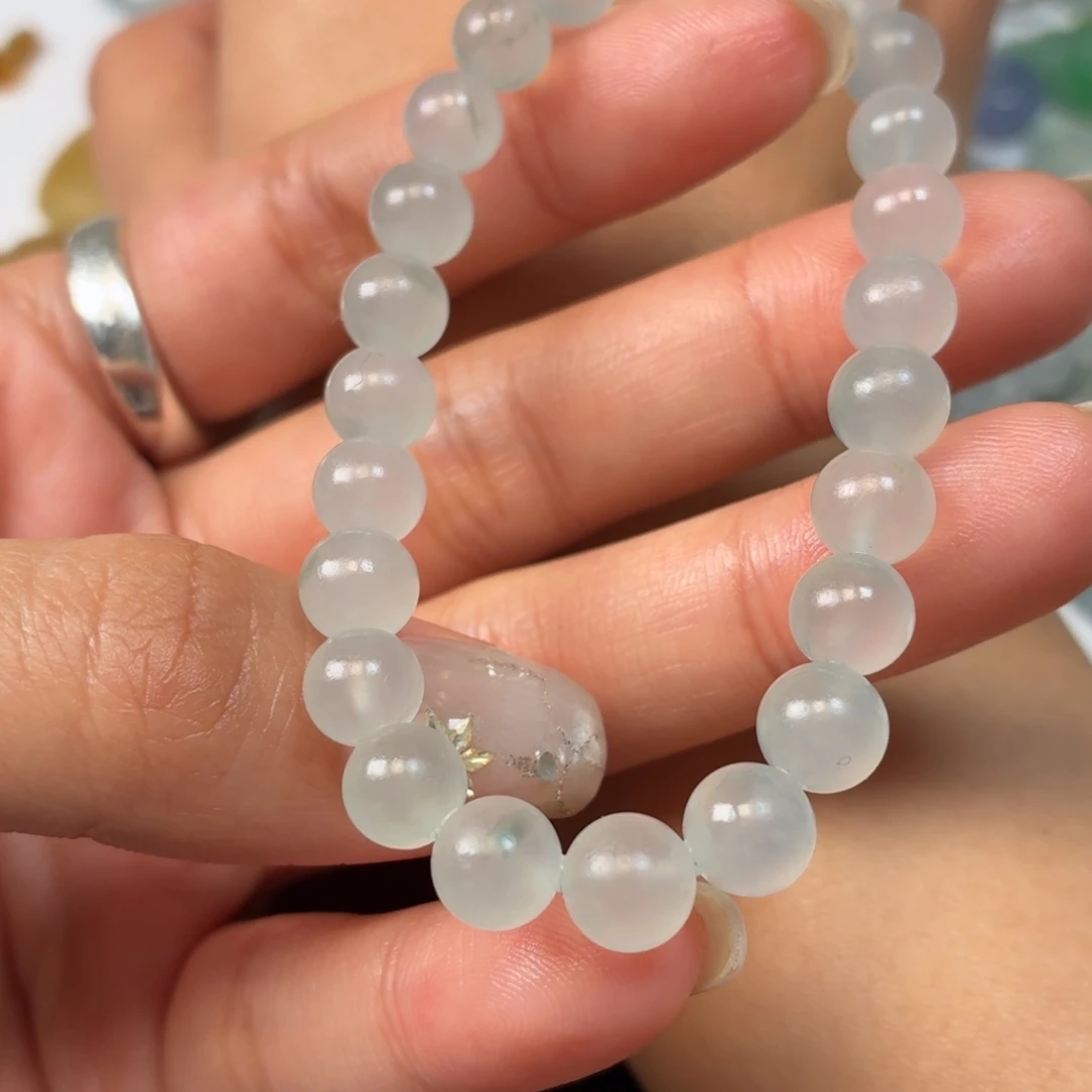 那***事定制翡翠未镶嵌串串