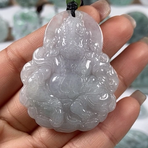 翡翠颈饰未镶嵌黄财神爷