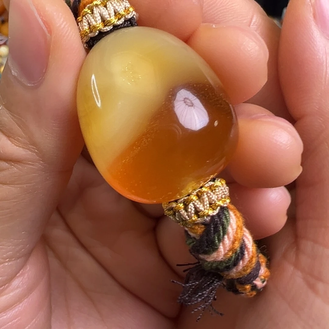 未镶嵌蜜蜡裸石琥珀