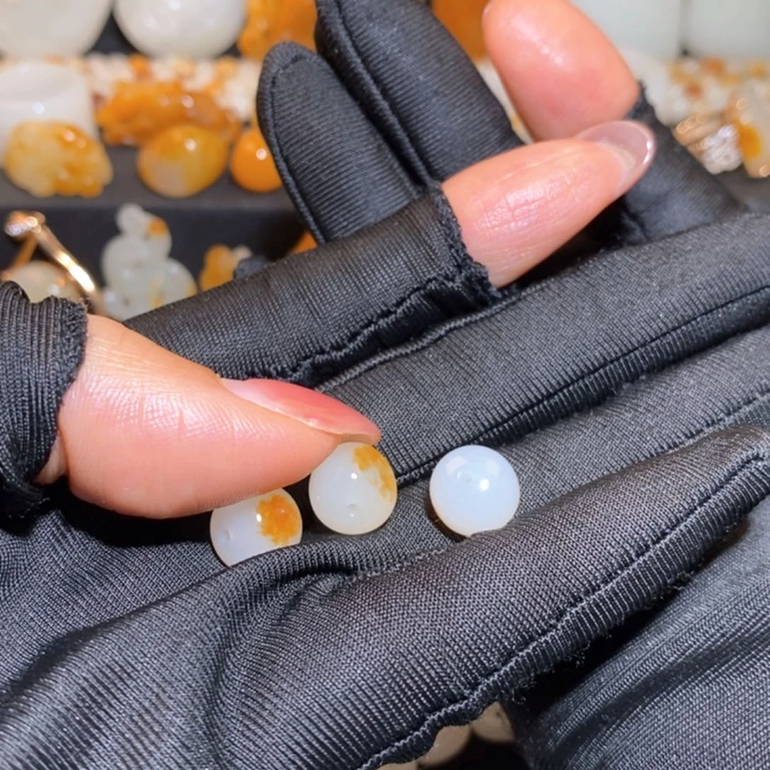 特***牌和田玉未镶嵌手链