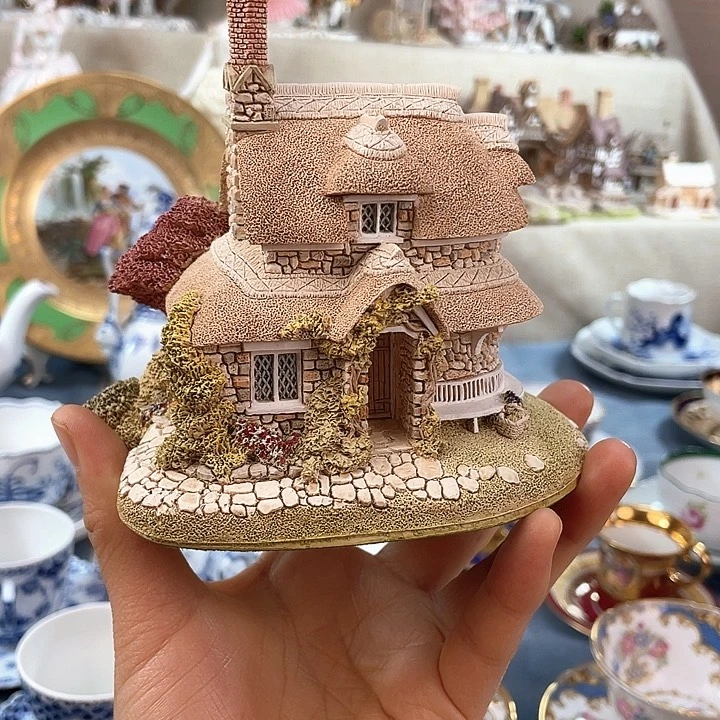 中古欧瓷瓷器小房子