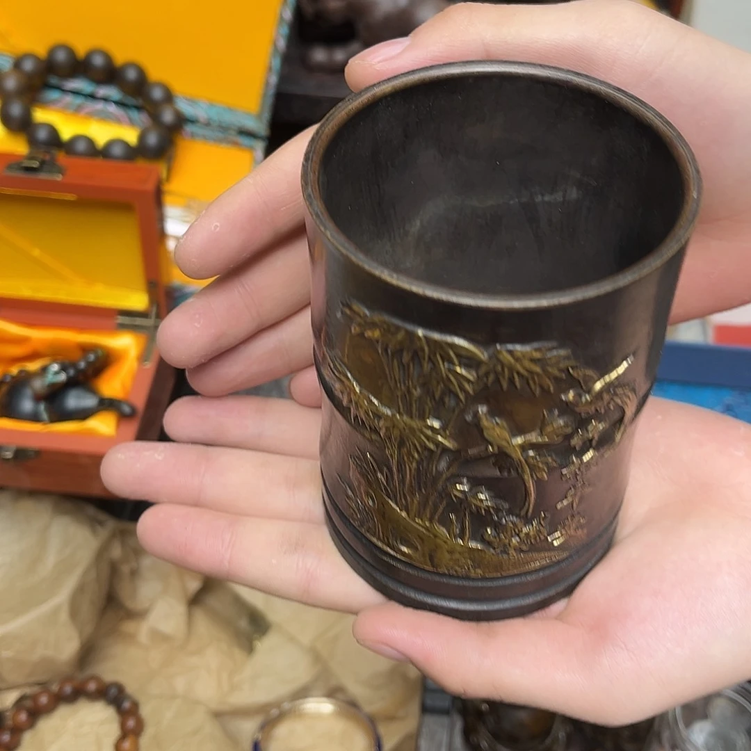 大叶紫檀（黑酸枝木类）