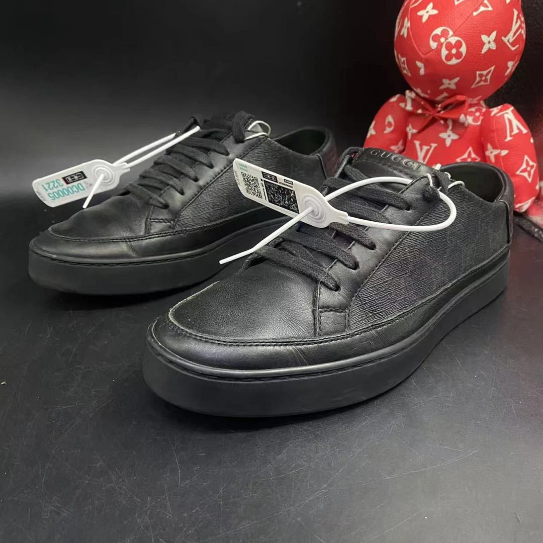 【AO优惠】古驰/GUCCI 40.5欧码 男士时尚黑色半印老花板鞋ao040
