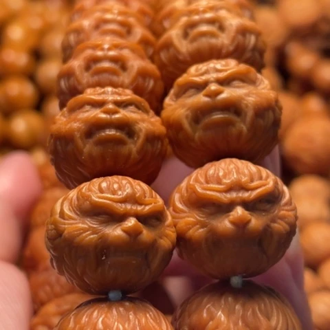 猴头核桃手串未***丶舞台