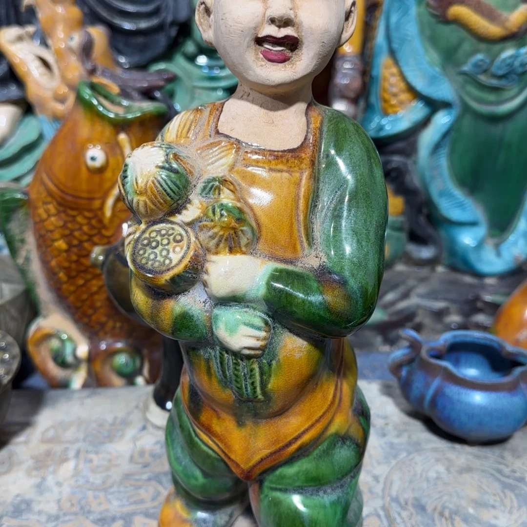 乌***星陶瓷摆件摆件摆件