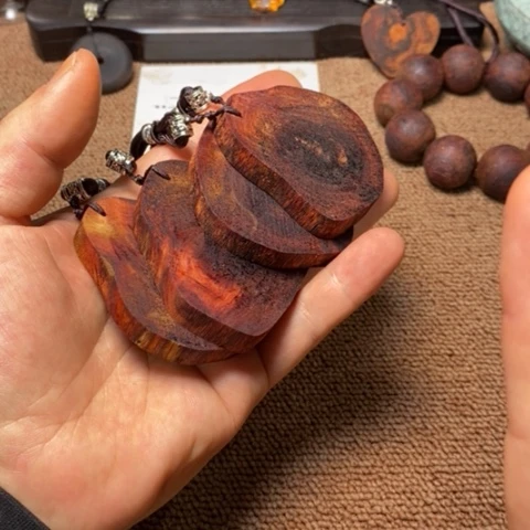 木A367降真香莺歌绿油牌子发其一