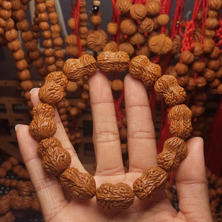 *****木质类龙纹桃枭挂件j