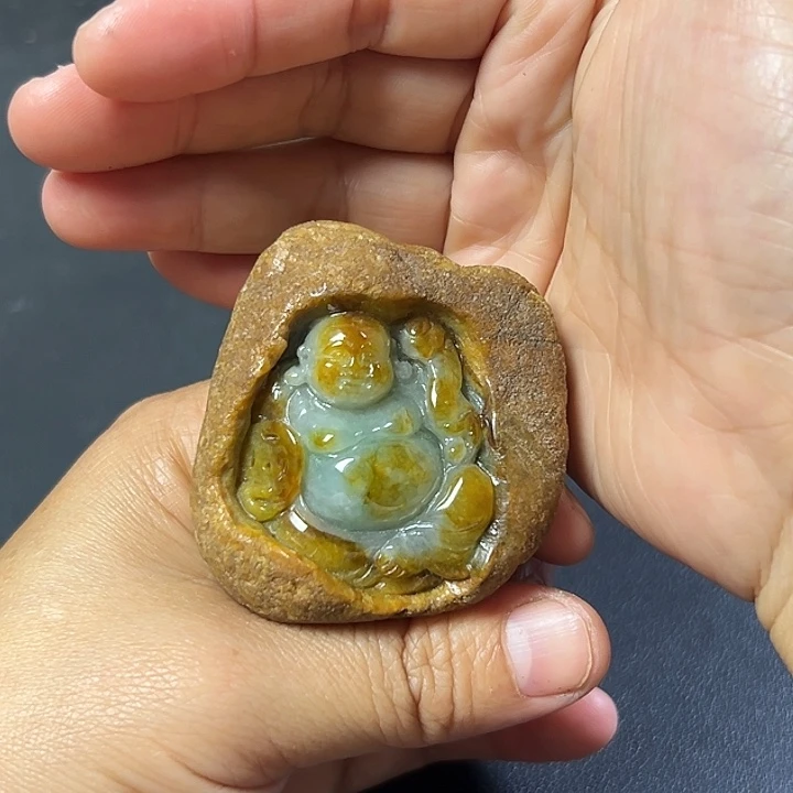 翡翠未镶嵌摆件翡翠