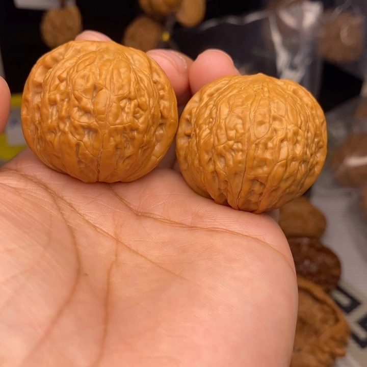 吊坠文玩核桃言*铁锤妹妹