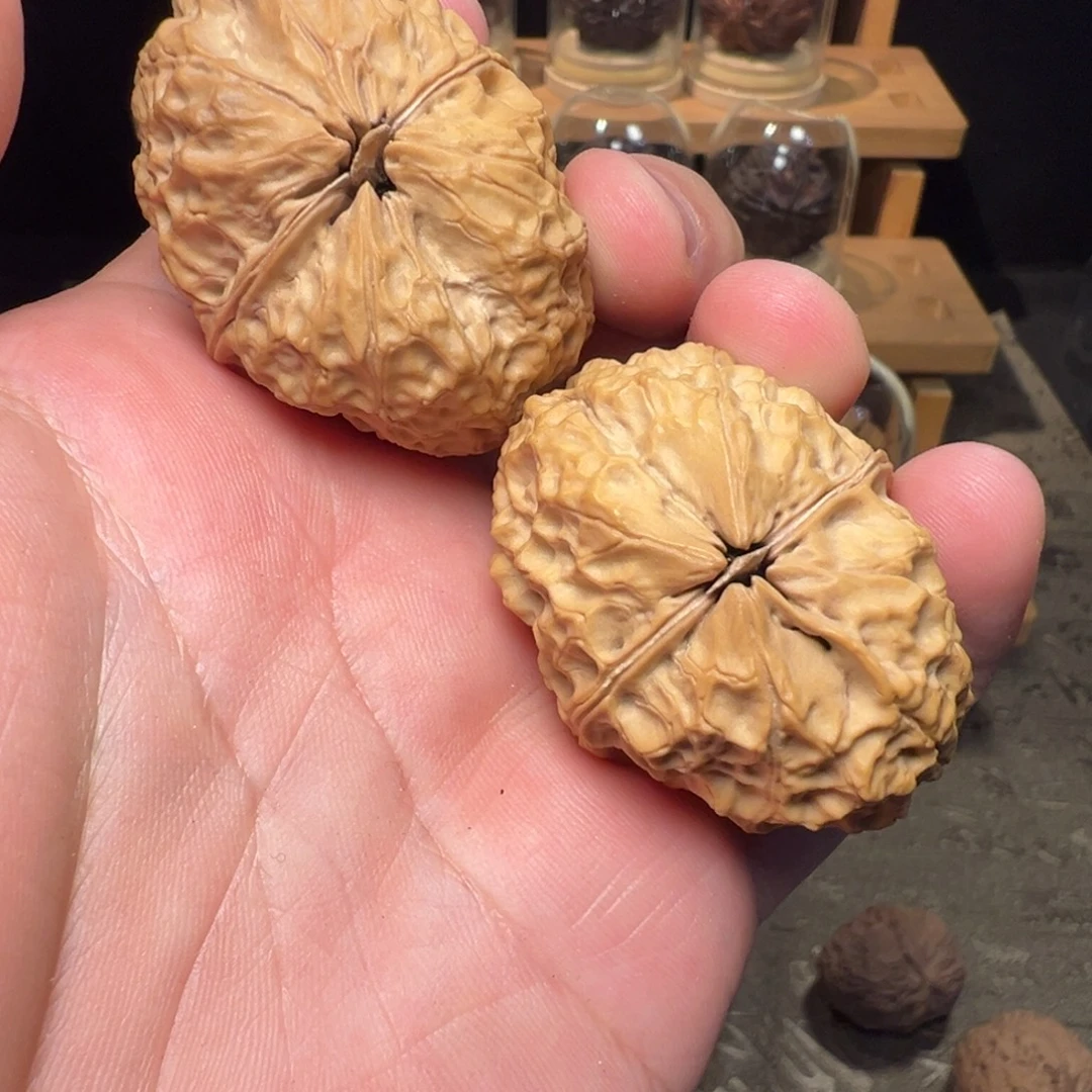把件文玩核桃大寿桃43mm