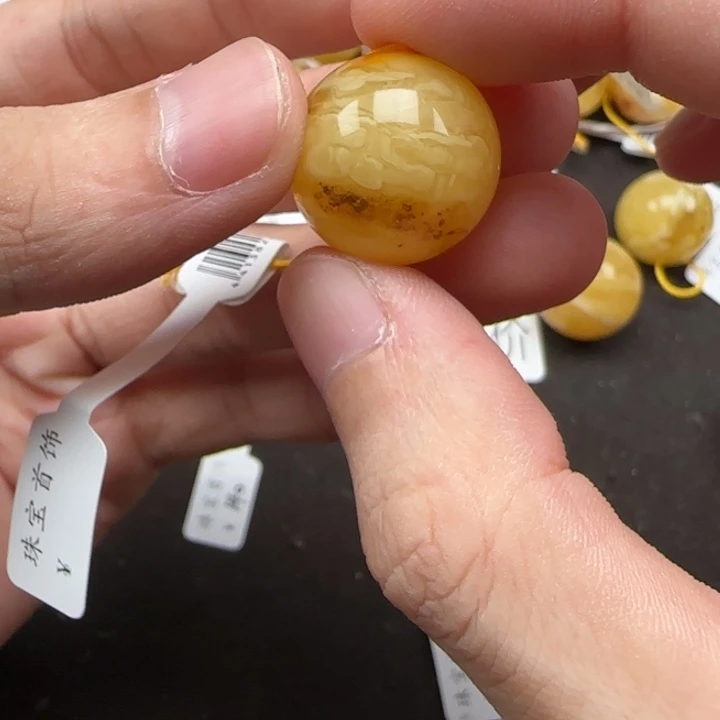 蜜蜡未镶嵌珠宝奇石天然115