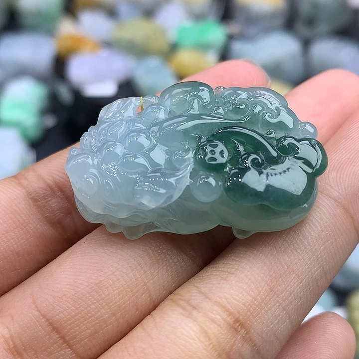 翡翠未镶嵌颈饰天然缅甸翡翠