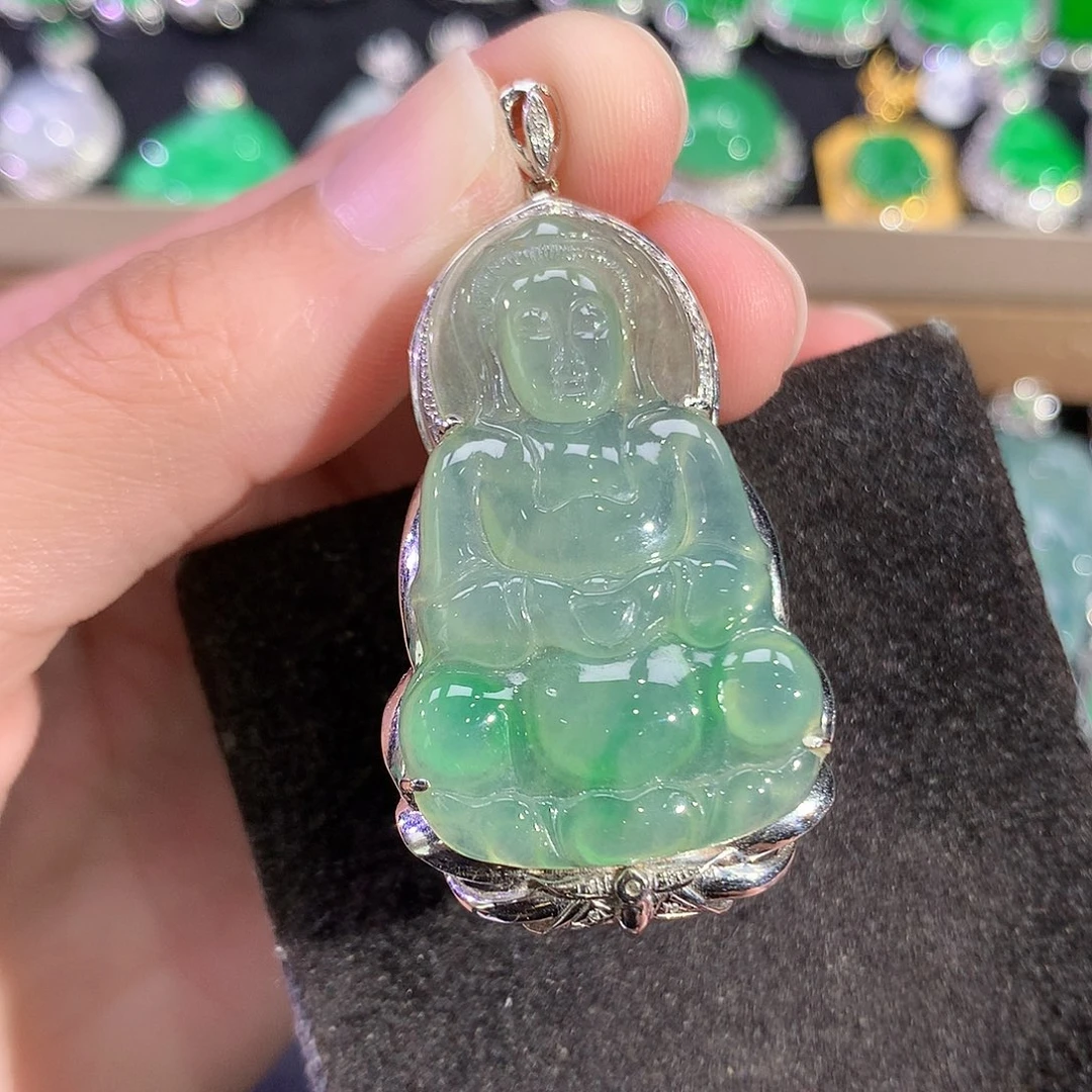 翡翠18K金镶嵌吊坠(赠链)