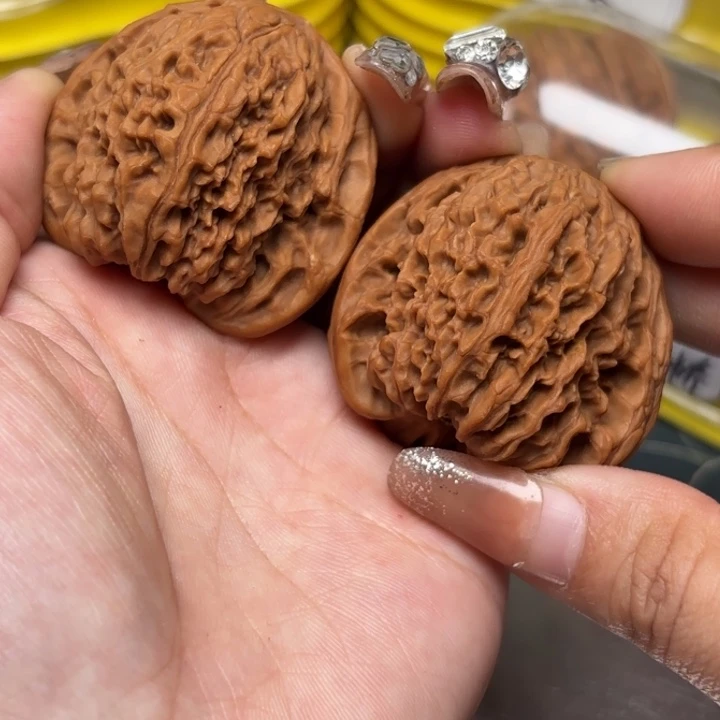 文玩核桃吊坠44-33812-02