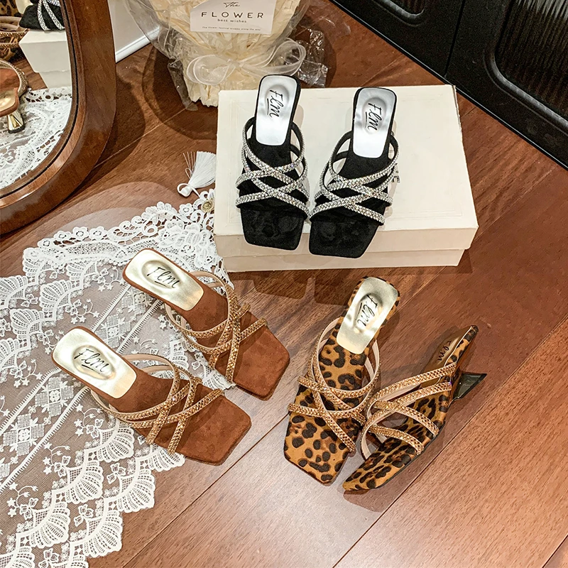 》根据编码下单--2025新款凉鞋半托时装增高6公分软底百搭舒适女鞋