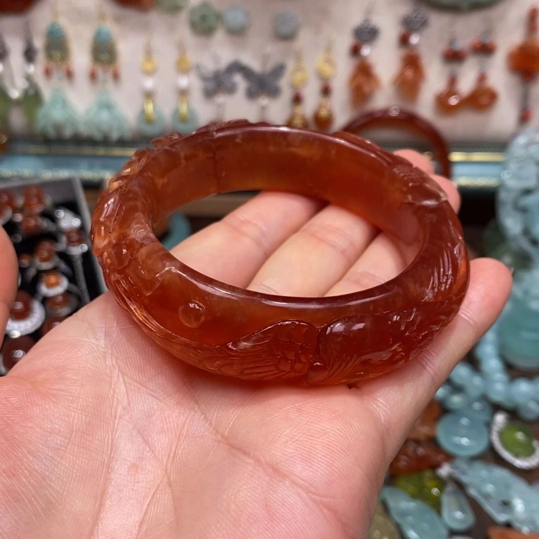 洛***梨蛇纹石玉未镶嵌颈饰