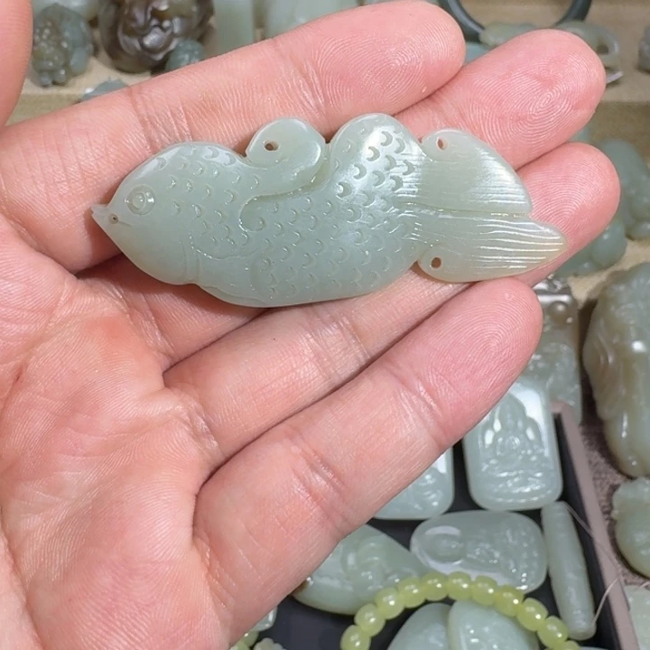 和田玉颈饰未镶嵌
