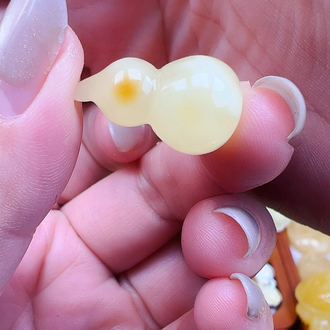 裸石琥珀未镶嵌蜜蜡葫芦手机链
