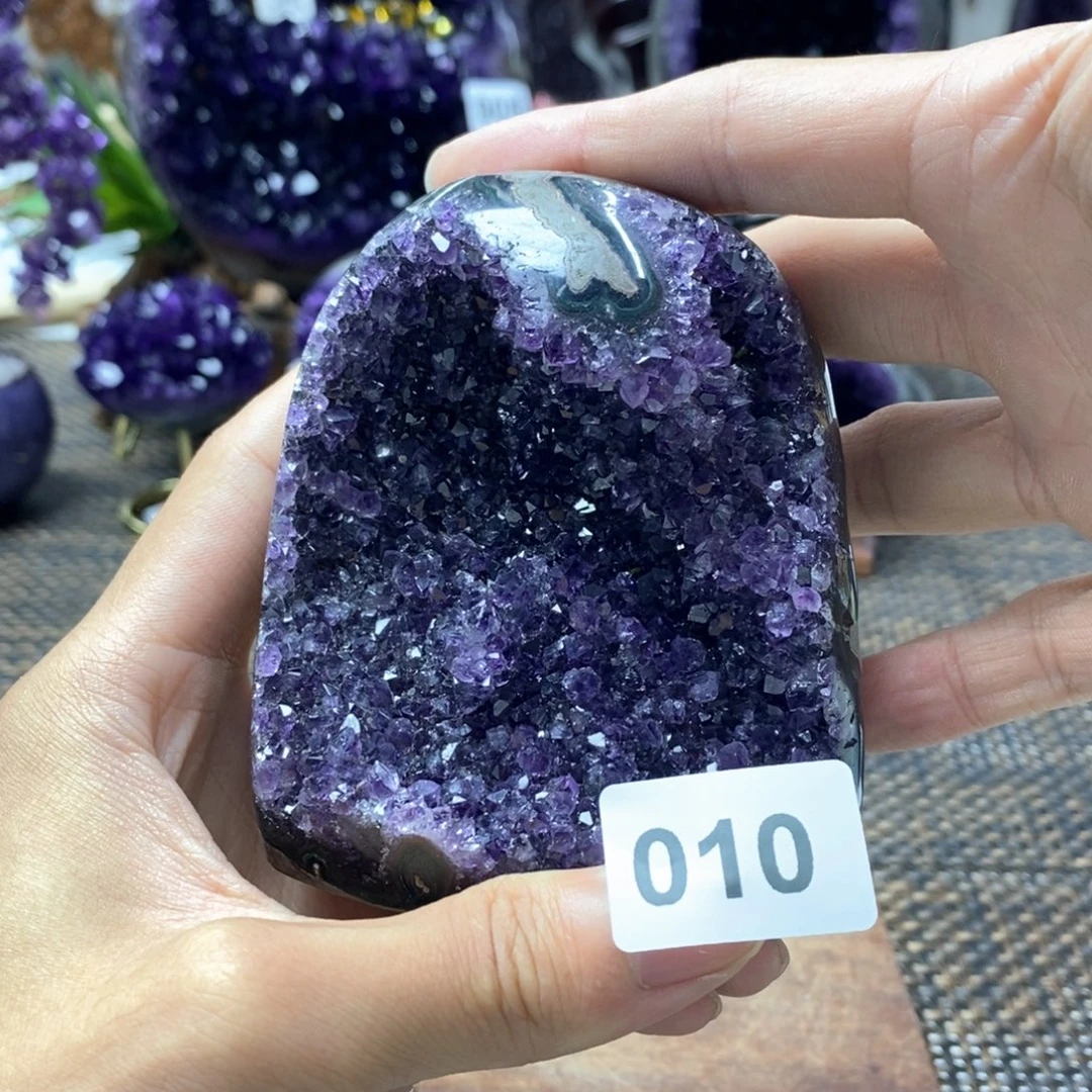 紫晶大型摆件（非配饰）未镶嵌