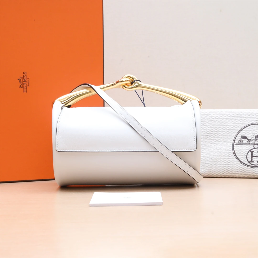 95新 Hermes/爱马仕 小花Jerry活动Maximors 19 新白色 B刻 金扣