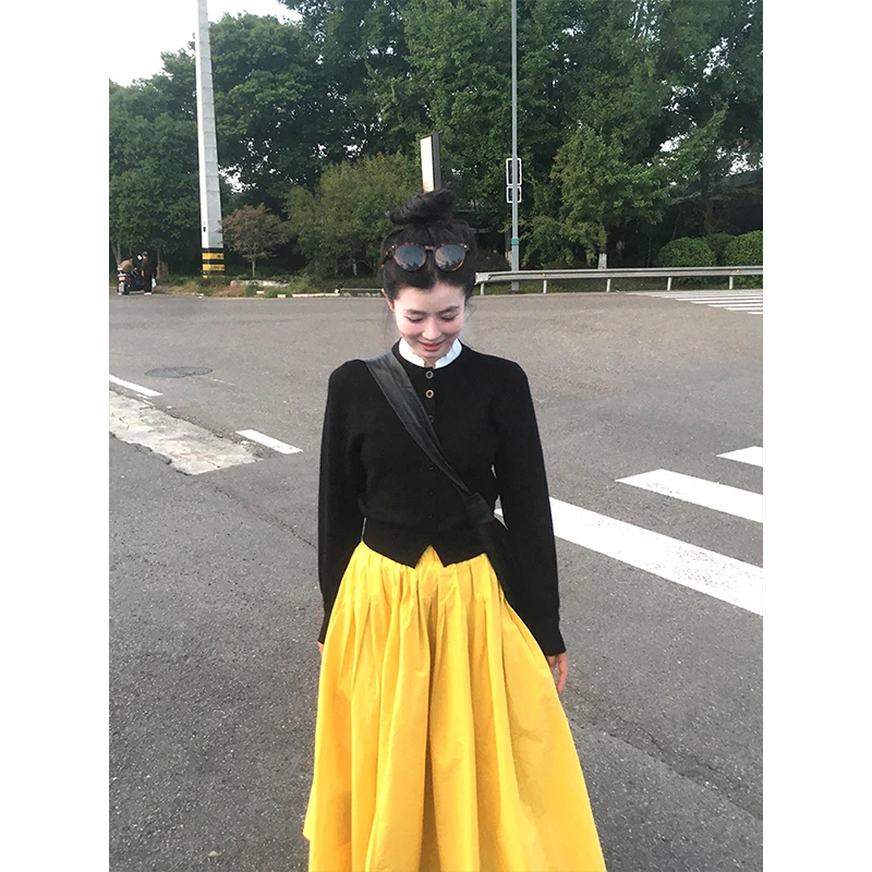 2025早秋流行风格穿搭一整套清纯松弛感大方得体的多巴胺连衣裙子