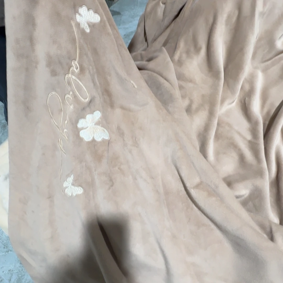 绵羊毛聚酯纤维两米x两米三被套